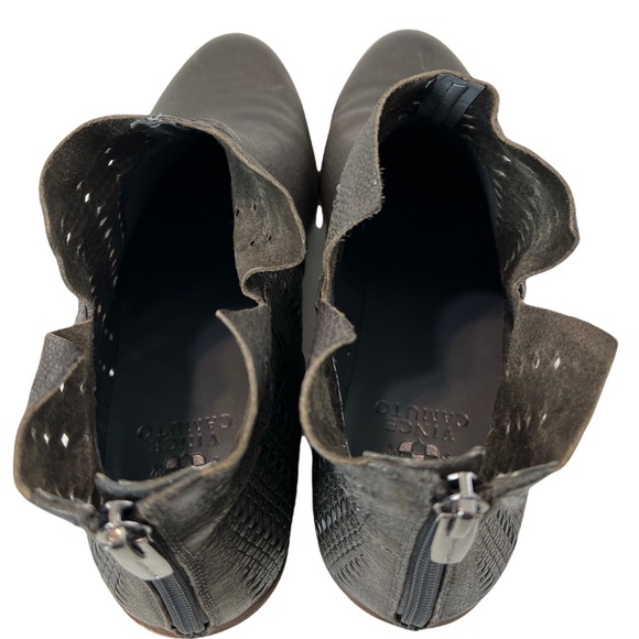 Vince Camuto Patellen Leather Ankle Booties Size Size 10M - Picture 9 of 16